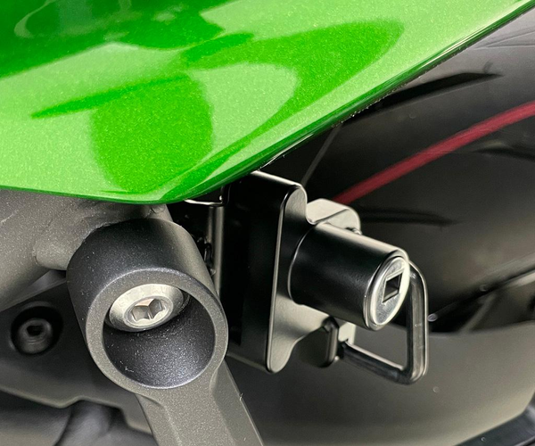 HELMET LOCK KIT