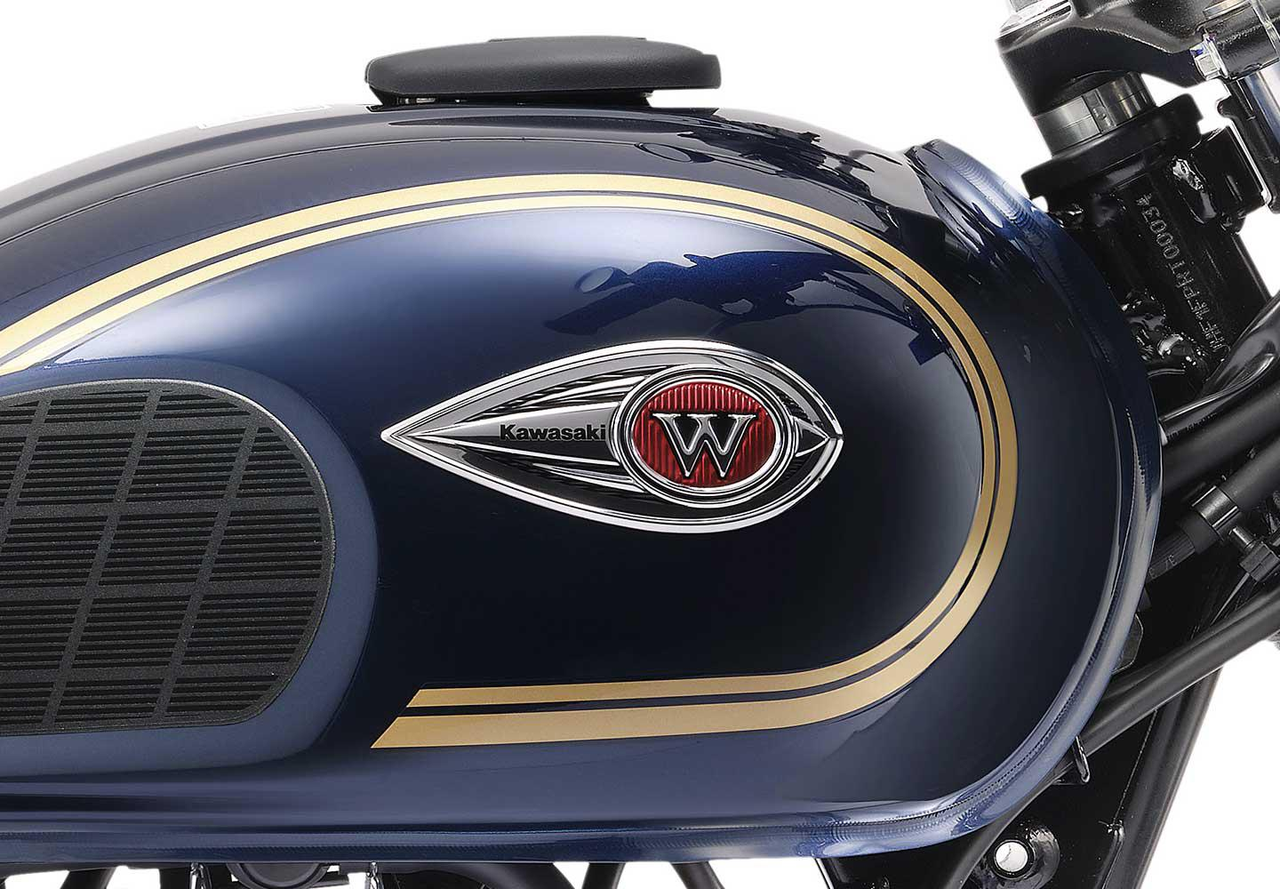 Authentic Retro Styling Crowned with “W” Name